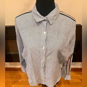 Women’s blue and white stripe shirt - size Large